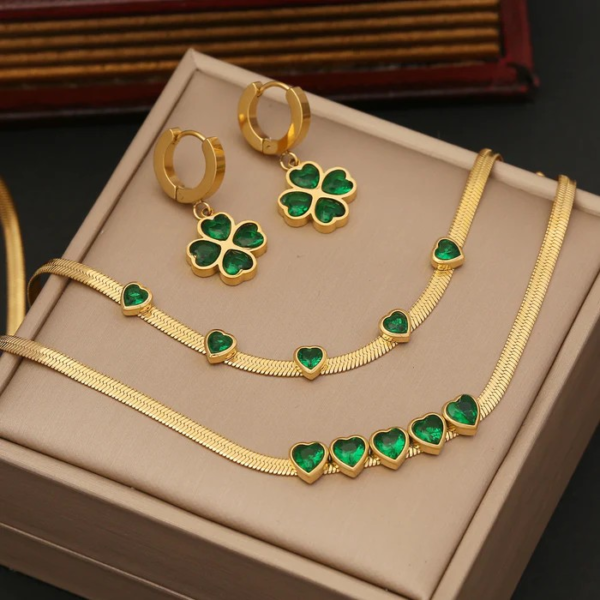 Heart Stainless Steel Electroplating Necklace set